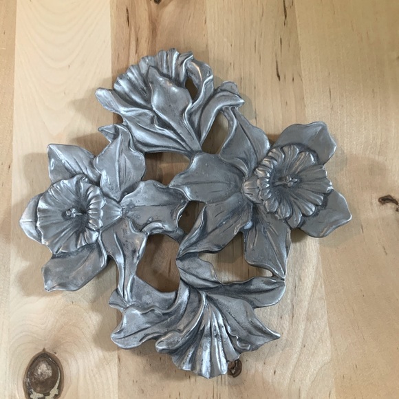 Vintage Seagull Pewter Trivet - Picture 1 of 3